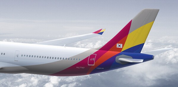 아시아나항공이 대한항공과의 기업결합 승인조건 가운데 하나인 운임인상 제한조치를 위반한 사실이 드러났다. (사진=아시아나항공)