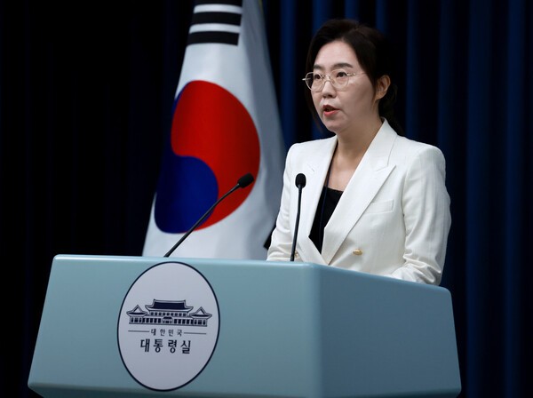 강유정 대통령실 대변인이 12일 서울 용산 대통령실에서 브리핑을 통해 발언하고 있다.(사진=박조아 기자)