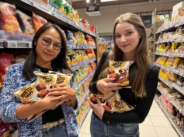 프랑스 까르푸에 입점한 오리온 꼬북칩. (사진=오리온)