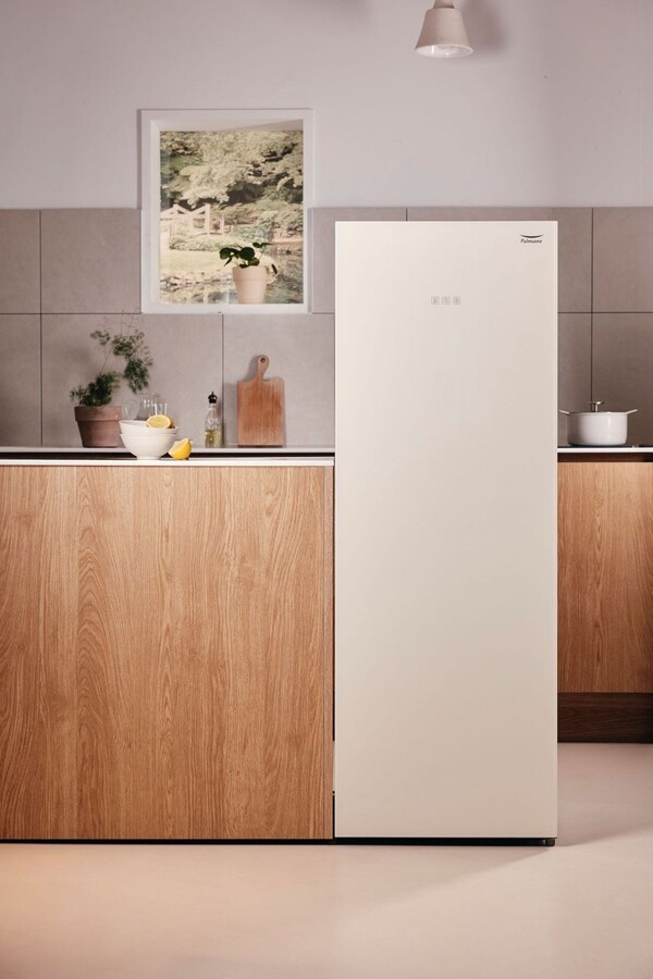 풀무원, 148L 김치냉장고 출시. (사진=풀무원)