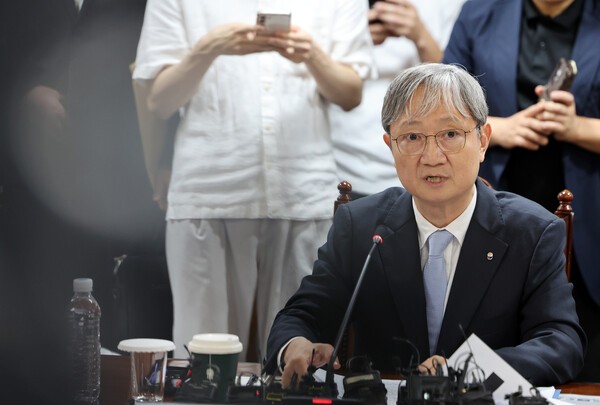 이찬진 신임 금융감독원장이 서울 중구 은행회관에서 열린 은행장 간담회에서 모두발언 하고 있다. (사진=연합뉴스)