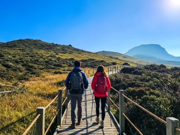 한라산 등반객 이미지. (사진=한화호텔앤드리조트)