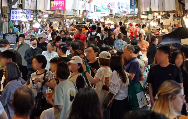 14일 서울 시내 한 전통시장. (사진=연합)