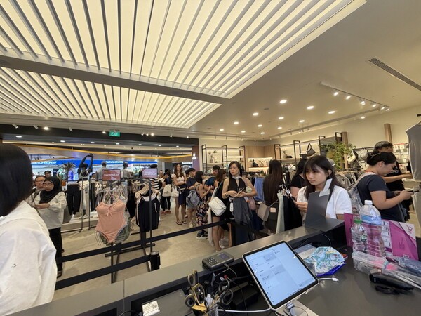 안다르 싱가포르 비보시티 매장