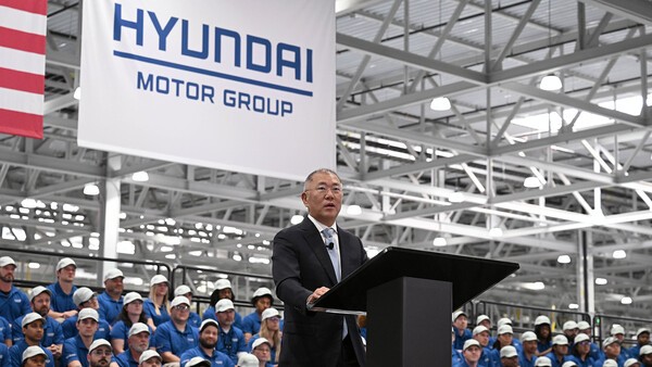 정의선 현대차그룹 회장이 지난 3월 미국 조지아주 신공장 준공식에서 기념사를 하는 모습 (사진=현대자동차그룹)