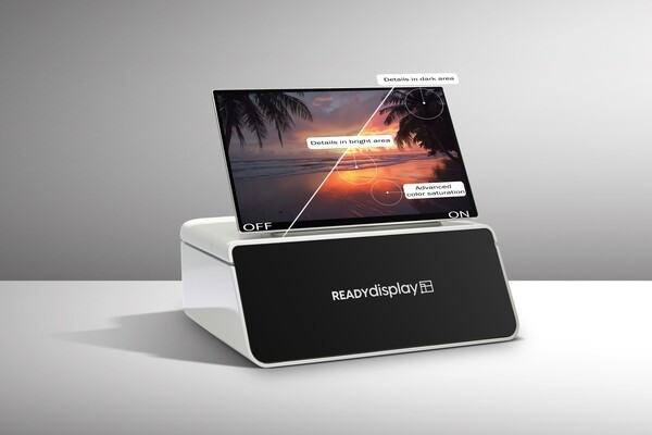 삼성전자의 글로벌 차량용 기술 자회사 하만은 최근 자사 레디 디스플레이가 업계 최초로 HDR10 플러스 테크놀로지 유한책임회사로부터 HDR10 플러스 인증을 획득했다고 밝혔다. (사진=하만)