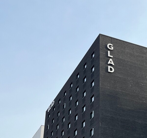 글래드 여의도 외관 (사진=DL그룹)