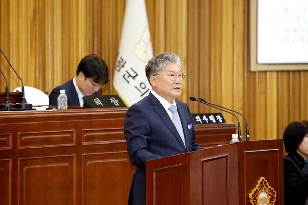 장세일 영광군수가 제291회 영광군의회 제2차 정례회에서 시정연설을 하고 있다. (사진=영광군)