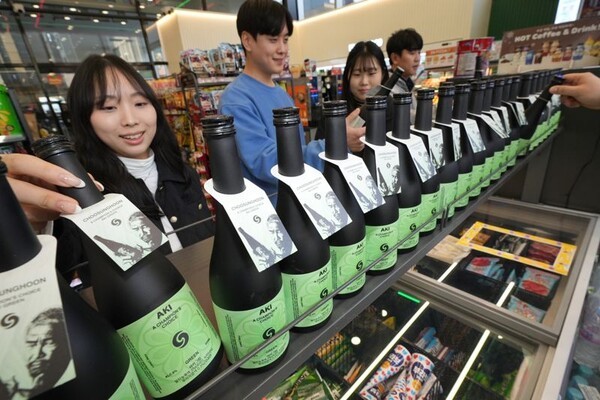 술은 덜 마시는데···잘나가는 일본 맥주·사케, 왜? - 뉴스 썸네일 이미지