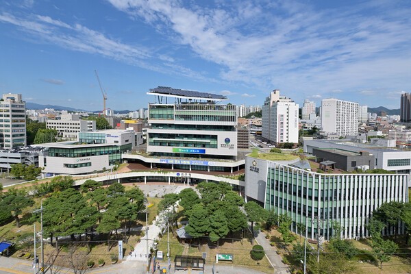 광주 서구, 군공항 소음피해 주민 2만 6021명에 85억 보상 - 뉴스 썸네일 이미지