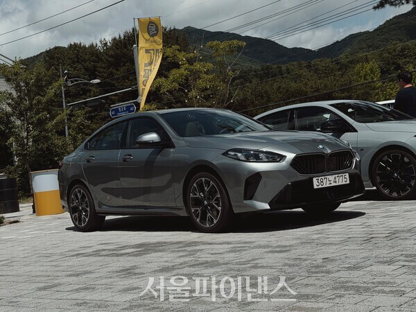 【試駕】入門級進口車的「教科書式」之作…BMW220 Gran Coupe兼具時尚外觀與優秀操控感…