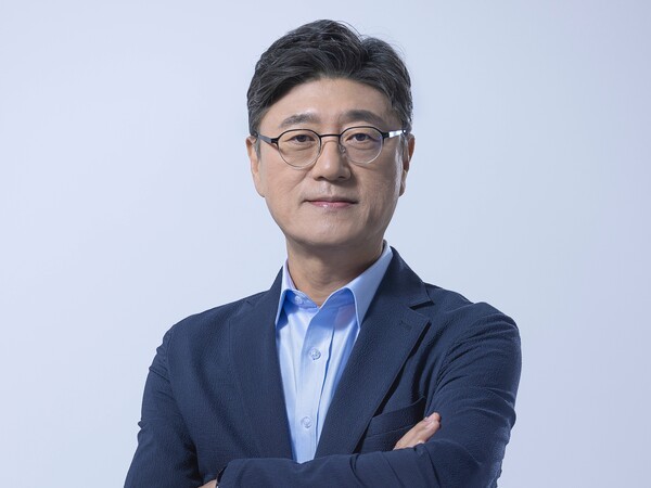 [CEO&뉴스] 정재헌 SKT 대표, 사고 수습 넘어 AX 드라이브 - 뉴스 썸네일 이미지