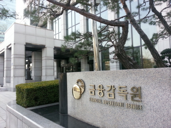 <b>은행</b> <b>연체율</b> 0.7% 턱밑···中企<b>대출</b> 1%대 진입