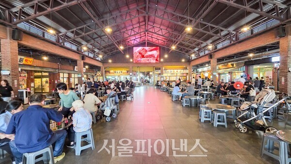 [백종원과 예산下] 1000만명 찾은 예산시장, 상인들에게 직접 물어보니 - 뉴스 썸네일 이미지