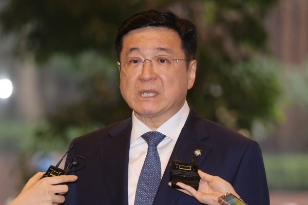 DS·DX '노노 갈등'에 준감위도 움직인다···삼성 경영진 개입 길 열리... - 뉴스 썸네일 이미지